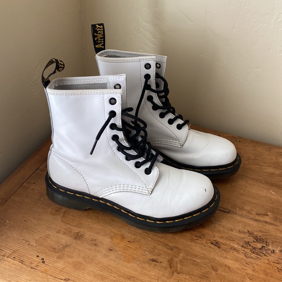 Doc martens size 6 - Picture 3 of 5